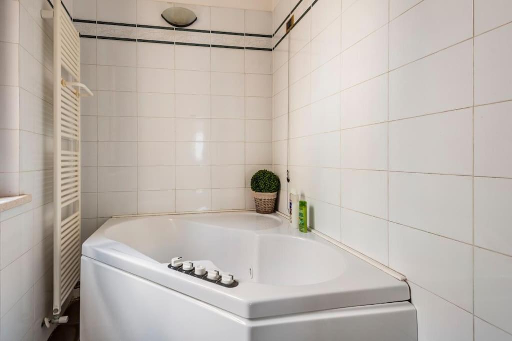 Apartment Under The Basilica Of Sant'Andrea Mantua Dış mekan fotoğraf