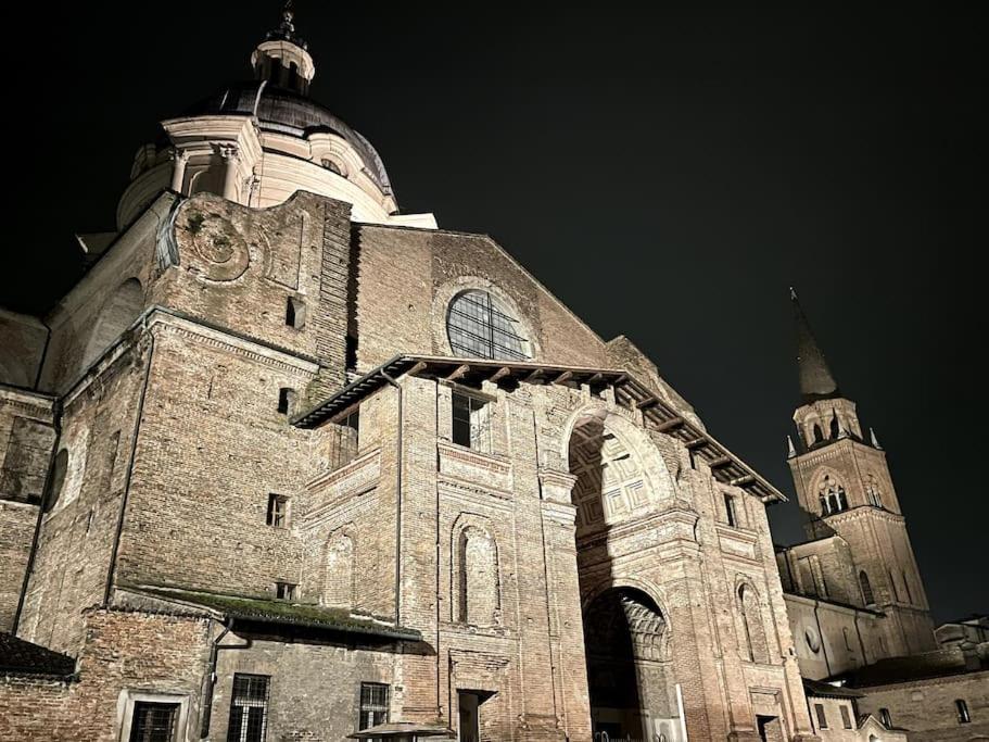 Apartment Under The Basilica Of Sant'Andrea Mantua Dış mekan fotoğraf